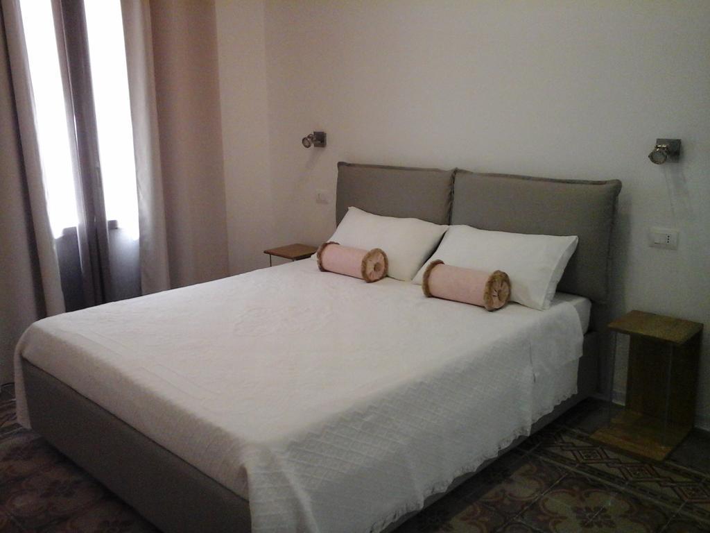 Sat Appartamenti Locazioni Turistiche Brevi-G&P Holiday Home Trapani Exterior foto